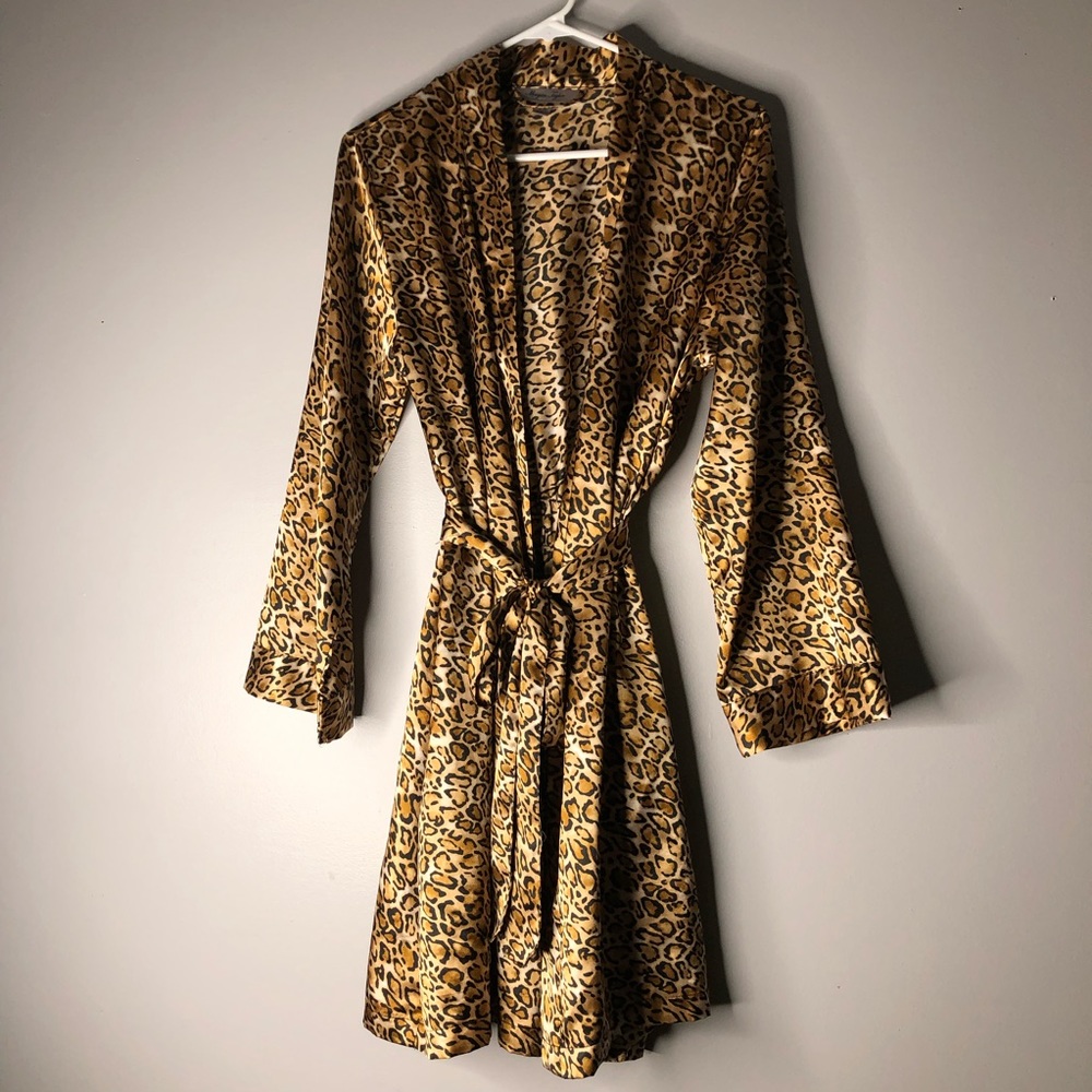 Morgan Taylor Cheetah Robe
